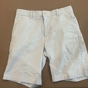 Vineyard vines seersucker shorts